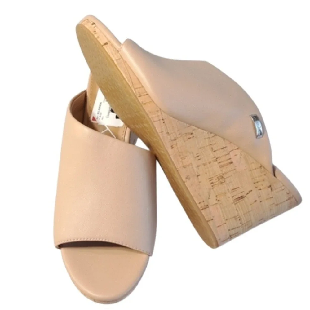 Calvin Klein Women's Size 8.5 Nude Wedge Slide Sandals Cork‎ Heel open Toe New